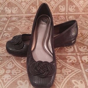 Nuture Flats | Navy Blue | 7 1/2M | A1234